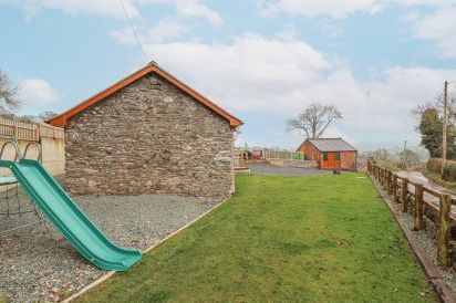 Rhianwen, Plas Moelfre Hall Barns 32
