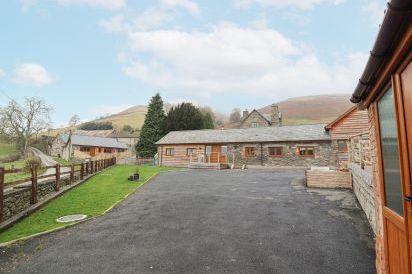 Rhianwen, Plas Moelfre Hall Barns 38