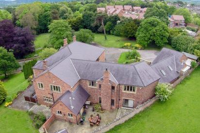 Richmond Country Hall 82