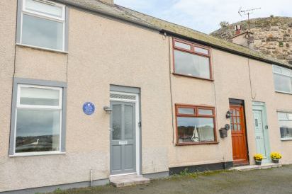 Riverside Cottage 16