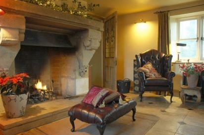 Mansion to rent Devon with swimming pool and hot tub