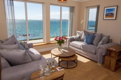 Sea Spray Cottage 4