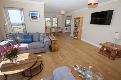 Sea Spray Cottage 6