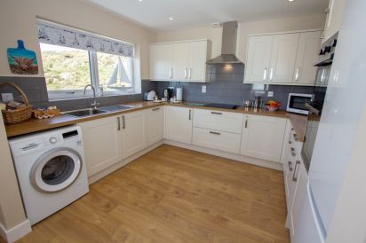 Sea Spray Cottage 9
