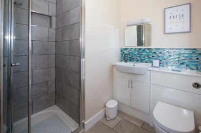 Sea Spray Cottage 17