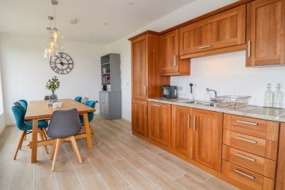 Seacoast Cottage 12