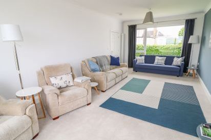Seacoast Cottage 5