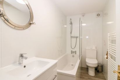 Seaspray Cottage 11