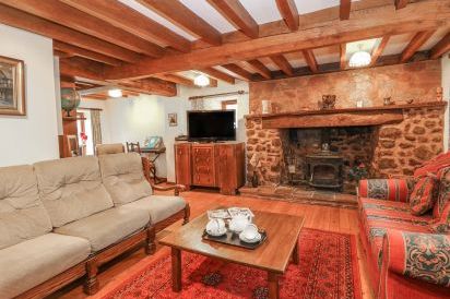 Shells dog friendly holiday cottage, Washford, South West England  2