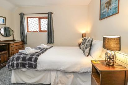 Shells dog friendly holiday cottage, Washford, South West England  18