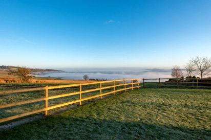 Sleeps 10 Luxury Holiday Rental with downstairs bedroom and bathroom 11
