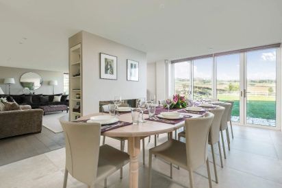 Sleeps 10 Luxury Holiday Rental with downstairs bedroom and bathroom 2