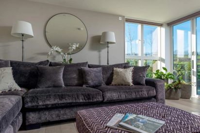 Sleeps 10 Luxury Holiday Rental with downstairs bedroom and bathroom 9
