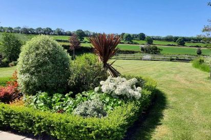 Sleeps 10 Luxury Holiday Rental with downstairs bedroom and bathroom 39