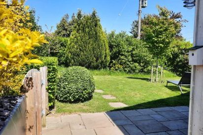 Sleeps 2 Romantic Retreat Stone Cottage with Amazing Views 27