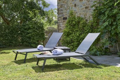 Sleeps 2 Romantic Retreat Stone Cottage with Amazing Views 28