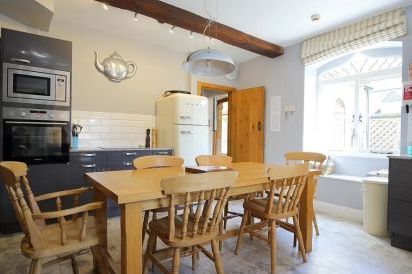 South Hill Farmhouse 19
