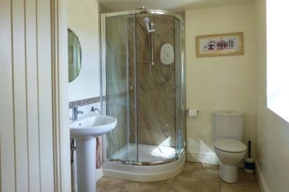 South Milton Cottage 17