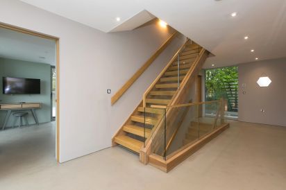 Sparrows Nest 74