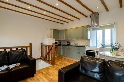 Stable Cottage 3