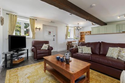 Stable Cottage 5