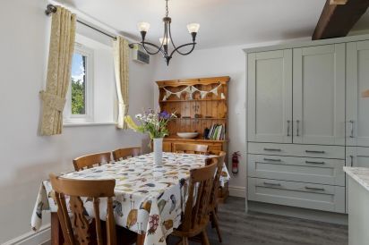 Stable Cottage 10