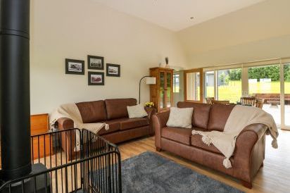 Strawberry Cottage 9