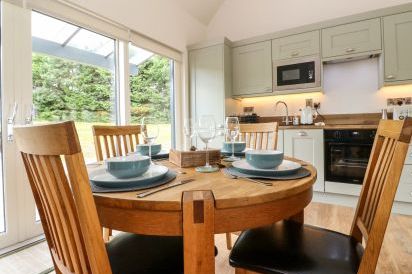 Strawberry Cottage 13