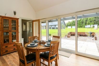 Strawberry Cottage 14
