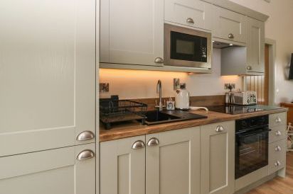 Strawberry Cottage 17