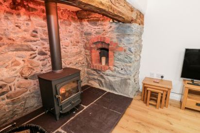 Tŷ'n Lôn Bach 17