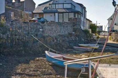 Excellent Coastal Cottage 2