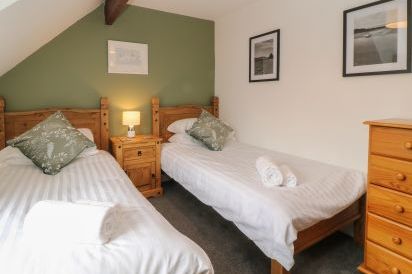 Thatchings 12