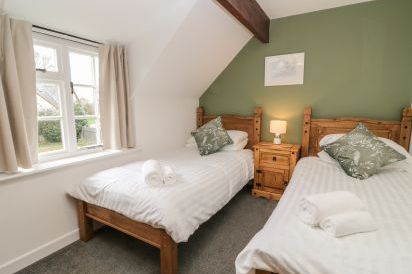 Thatchings 13