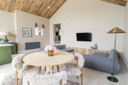 The Barn 7