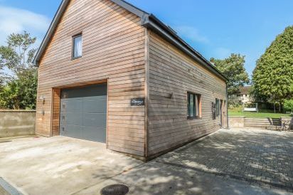 The Boathouse 2