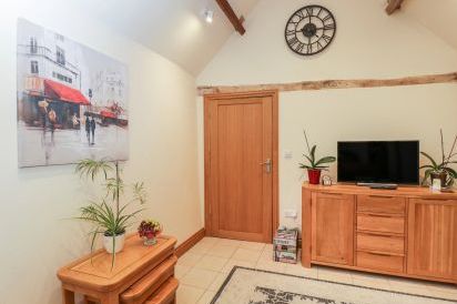 The Cattle Byre 4