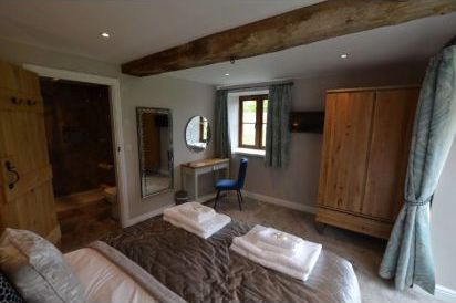 The Cider Barn 19