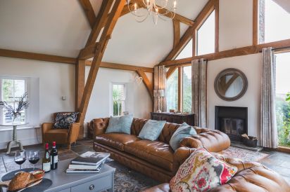 The Farmhouse at Broad Downs 11