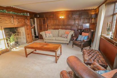 The Manor House 7
