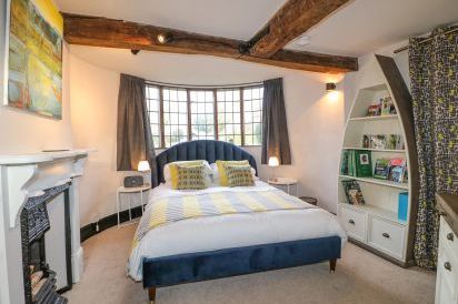 The Manor House 21