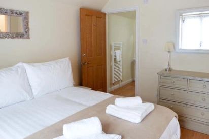 The Old Forge Terrace Cottage, South Coast, Sussex 8