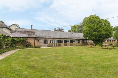 The Old Stables Barn Conversion 19
