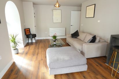 The Poppy Fields Abode 6