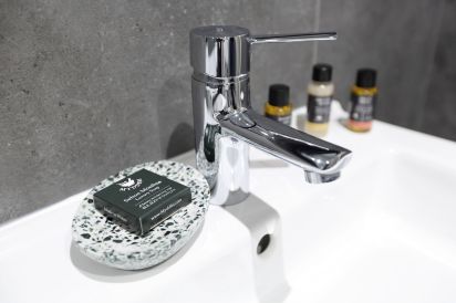 The Poppy Fields Abode 14