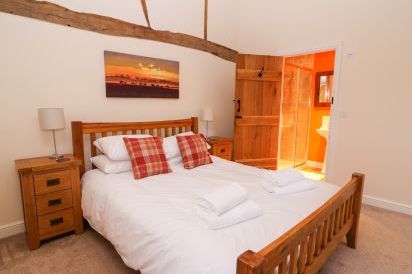 The Stables 32