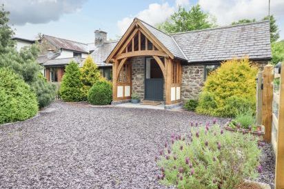 The Talkhouse Cottage 2