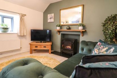 The Talkhouse Cottage 7