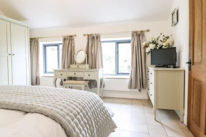 The Talkhouse Cottage 16