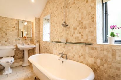 The Talkhouse Cottage 18